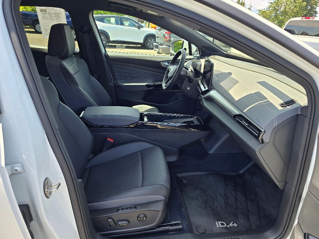 new 2025 Volkswagen ID.4 car, priced at $47,999