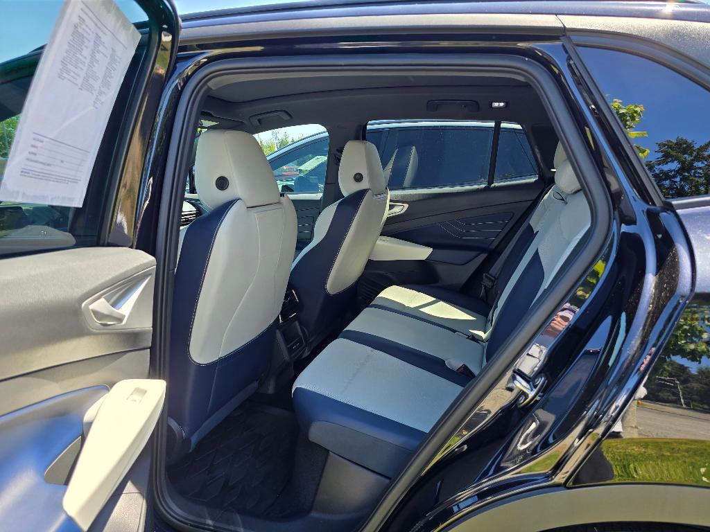used 2023 Volkswagen ID.4 car, priced at $29,950