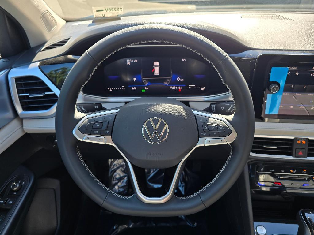 new 2025 Volkswagen Taos car