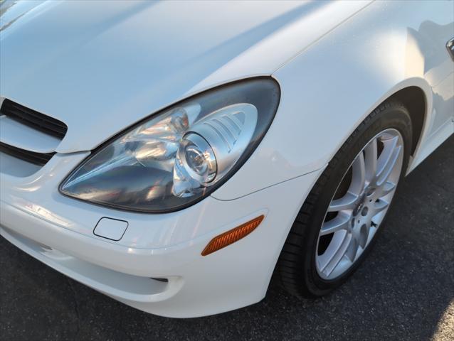 used 2007 Mercedes-Benz SLK-Class car, priced at $12,990