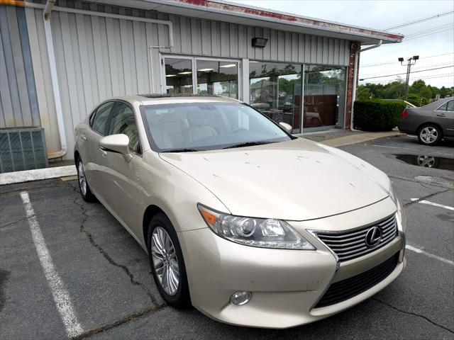 used 2013 Lexus ES 350 car, priced at $15,998