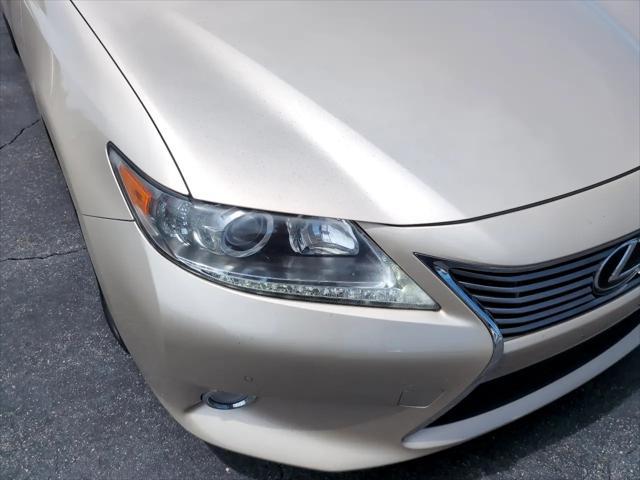 used 2013 Lexus ES 350 car, priced at $15,998