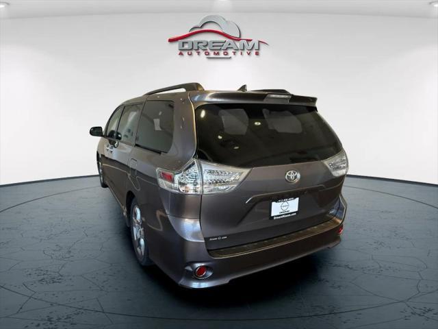 used 2018 Toyota Sienna car, priced at $24,995