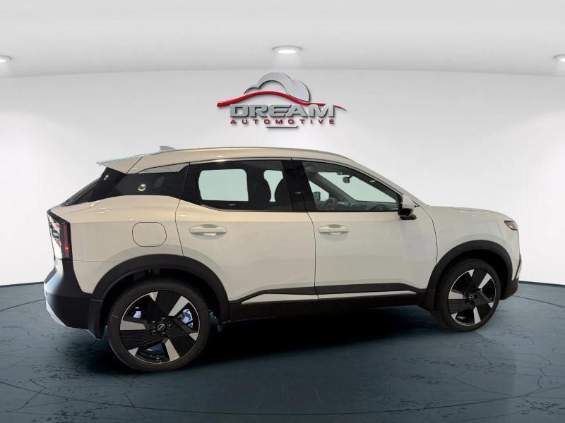 new 2025 Nissan Kicks car, priced at $28,721