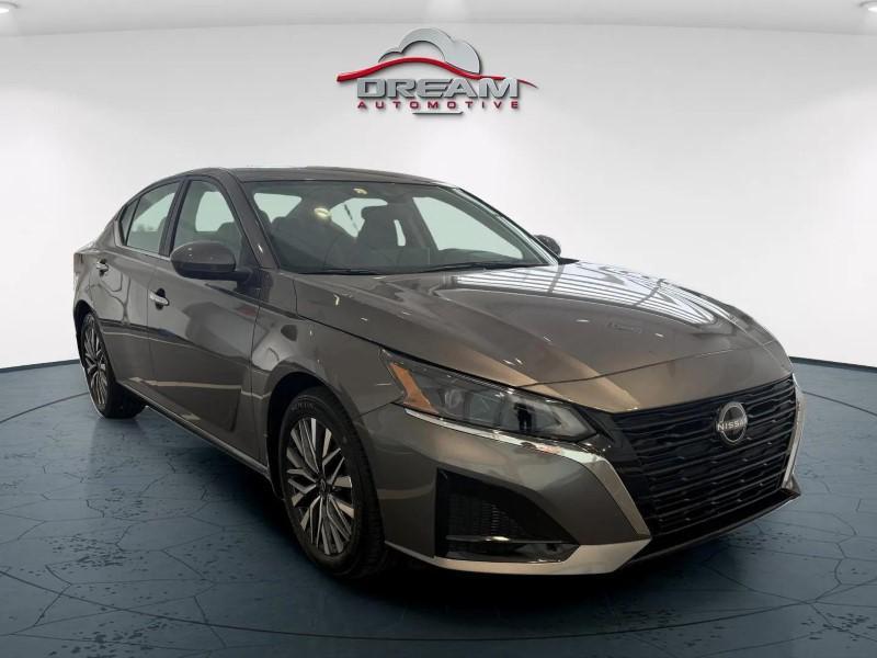 new 2025 Nissan Altima car, priced at $29,012
