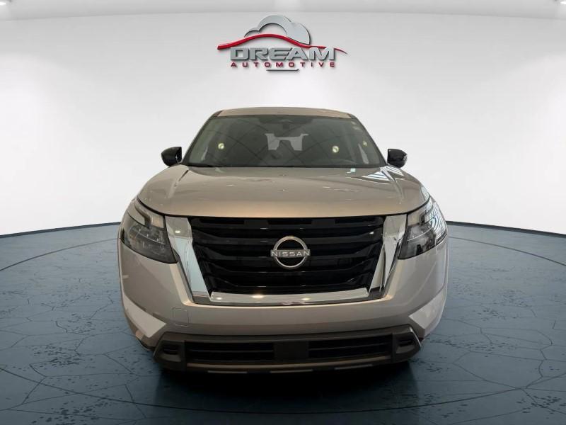 new 2025 Nissan Pathfinder car, priced at $35,450