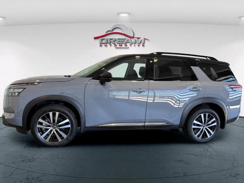 new 2025 Nissan Pathfinder car, priced at $45,688