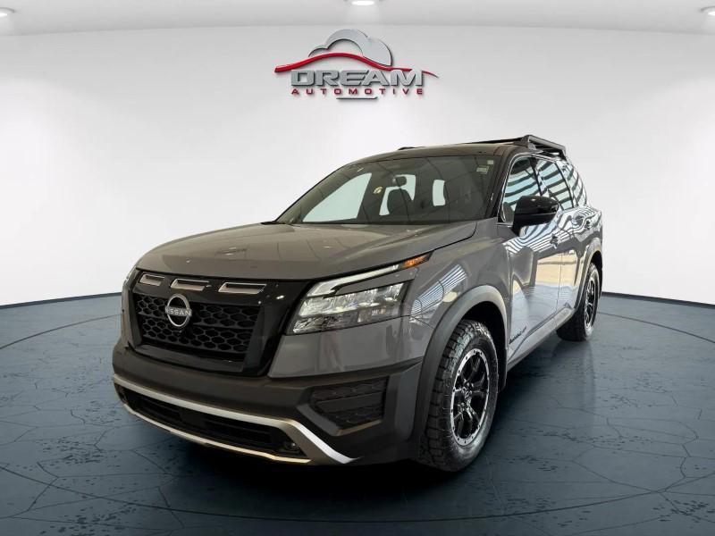 new 2025 Nissan Pathfinder car, priced at $44,107