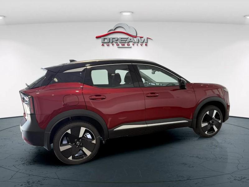 new 2025 Nissan Kicks car, priced at $30,540