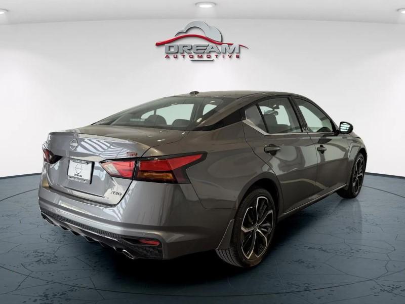 new 2025 Nissan Altima car, priced at $32,428