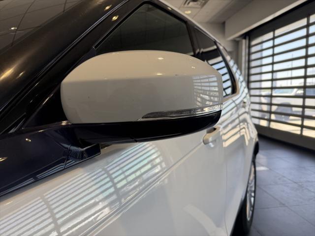 used 2019 Land Rover Discovery car, priced at $24,500