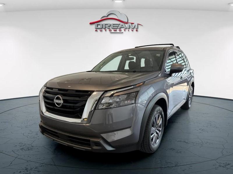 new 2025 Nissan Pathfinder car, priced at $33,425