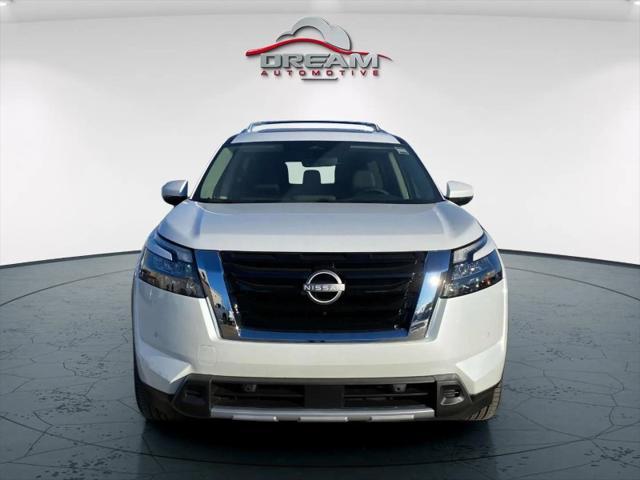 new 2025 Nissan Pathfinder car, priced at $49,325