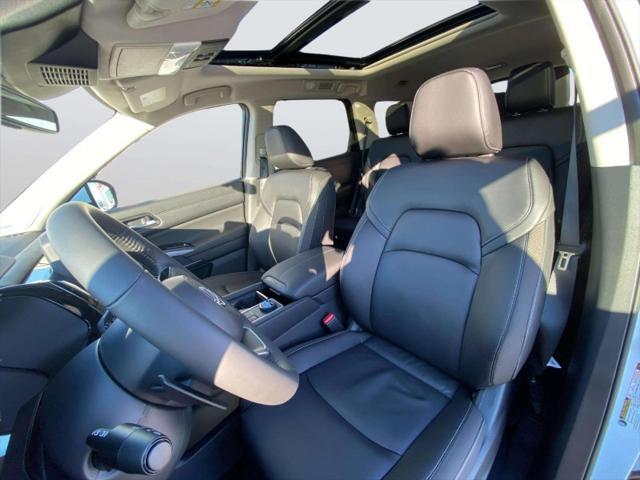 new 2025 Nissan Pathfinder car, priced at $49,325