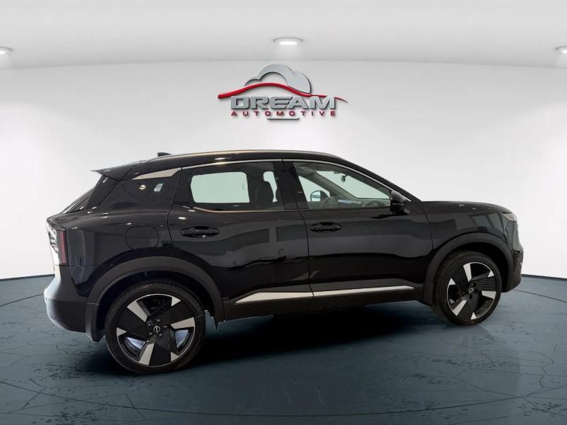 new 2025 Nissan Kicks car, priced at $28,471