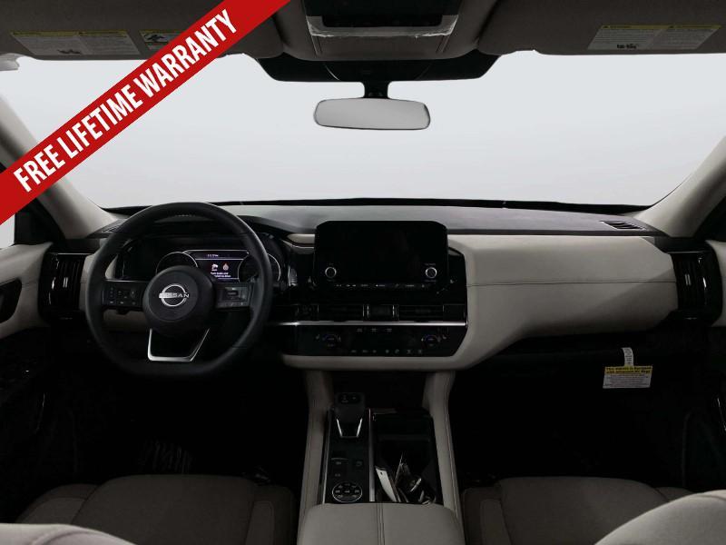 new 2025 Nissan Pathfinder car, priced at $36,075