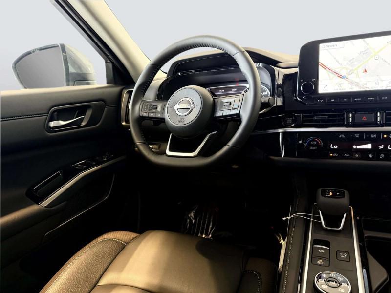 new 2025 Nissan Pathfinder car, priced at $43,429