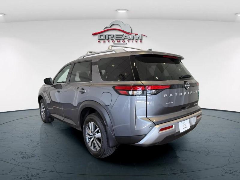 new 2025 Nissan Pathfinder car, priced at $43,429