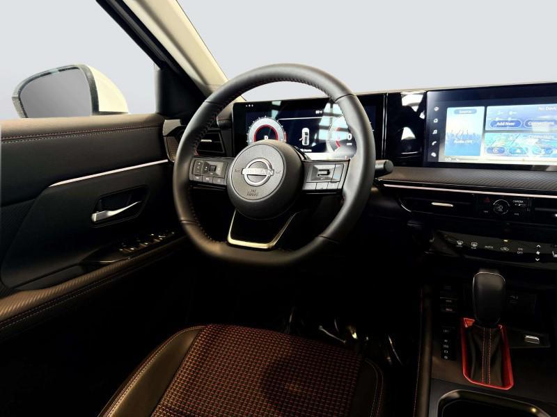 new 2025 Nissan Kicks car, priced at $28,721