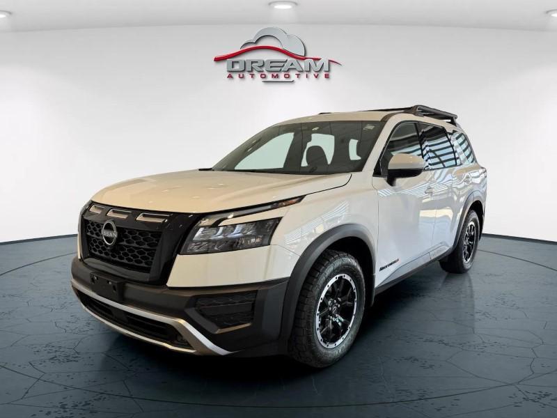 new 2025 Nissan Pathfinder car, priced at $43,189