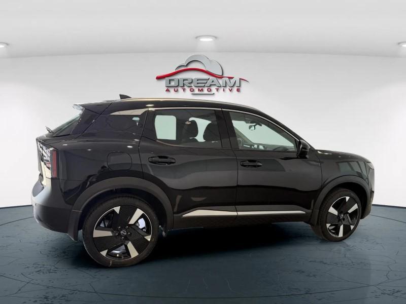 new 2025 Nissan Kicks car, priced at $28,313