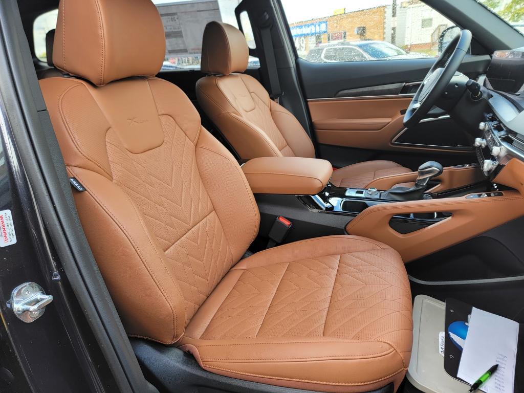 new 2025 Kia Telluride car, priced at $48,990