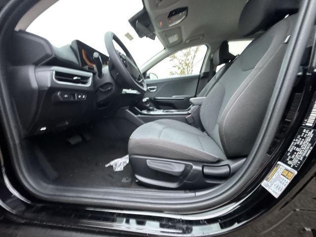 new 2025 Kia K4 car, priced at $23,422