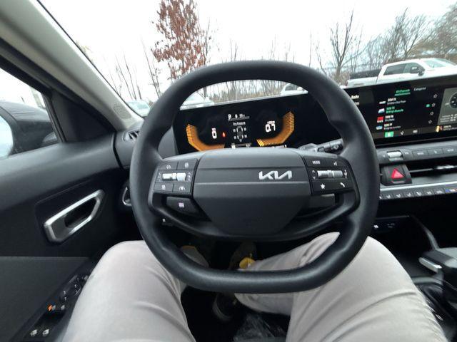 new 2025 Kia K4 car, priced at $23,422