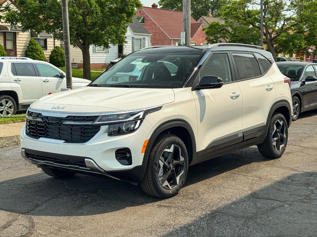 new 2025 Kia Seltos car, priced at $27,920