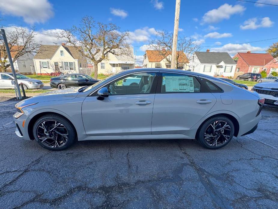 new 2025 Kia K5 car, priced at $30,925