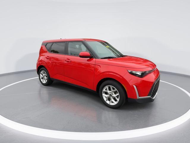 used 2023 Kia Soul car, priced at $18,101