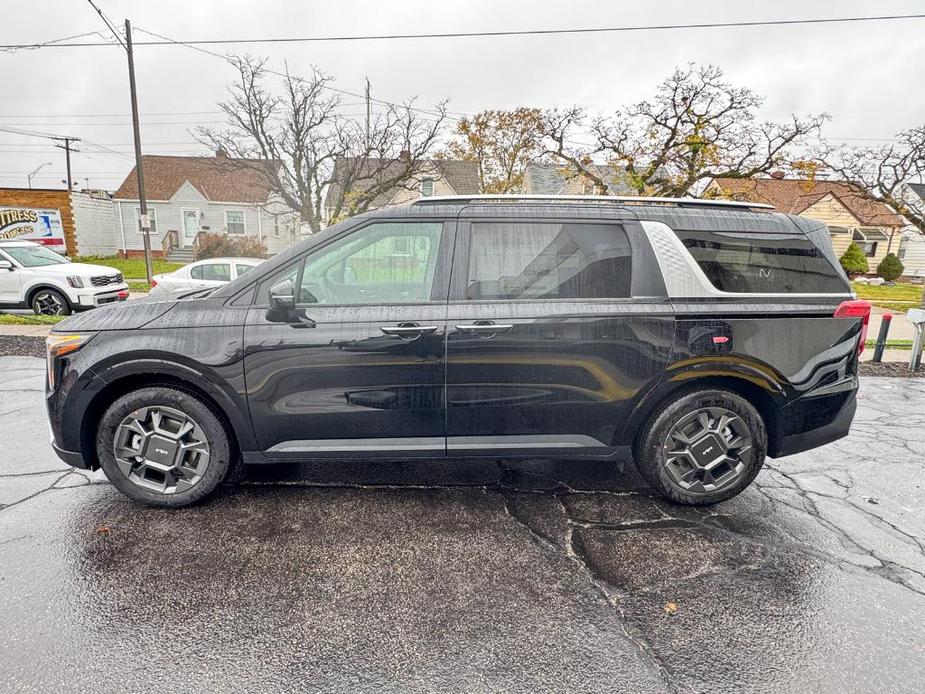 new 2025 Kia Carnival Hybrid car, priced at $43,009