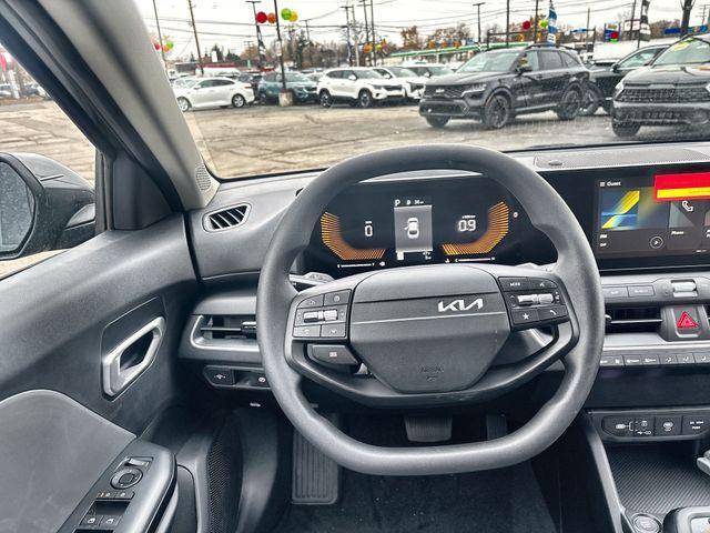 new 2025 Kia K4 car, priced at $23,422