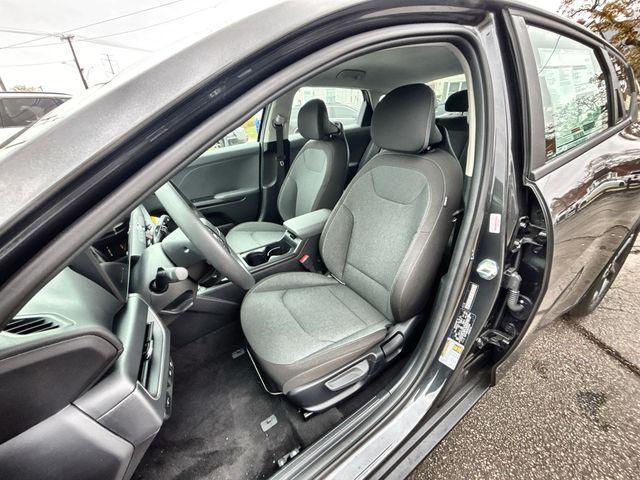 new 2025 Kia K4 car, priced at $23,422