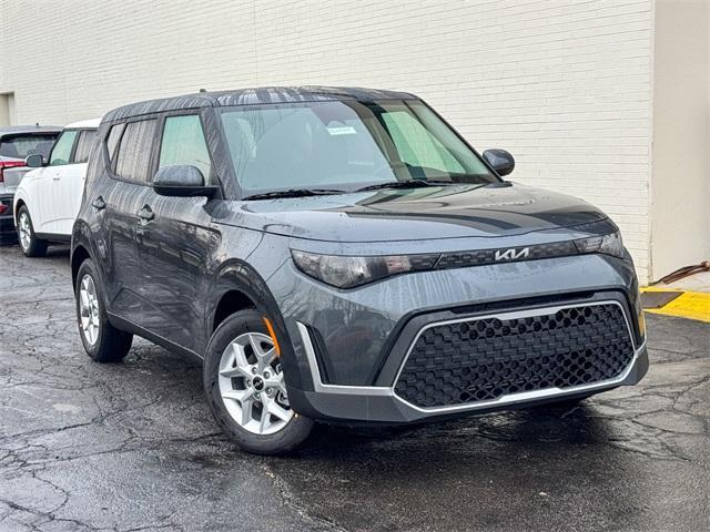 new 2025 Kia Soul car, priced at $21,090