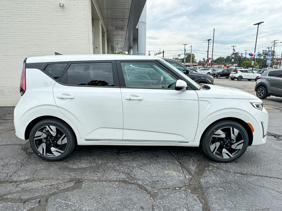 new 2025 Kia Soul car, priced at $28,185