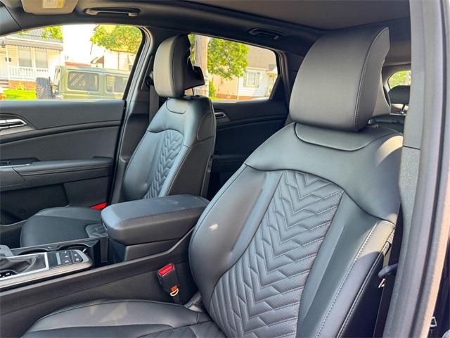 new 2026 Kia Sportage car, priced at $38,085
