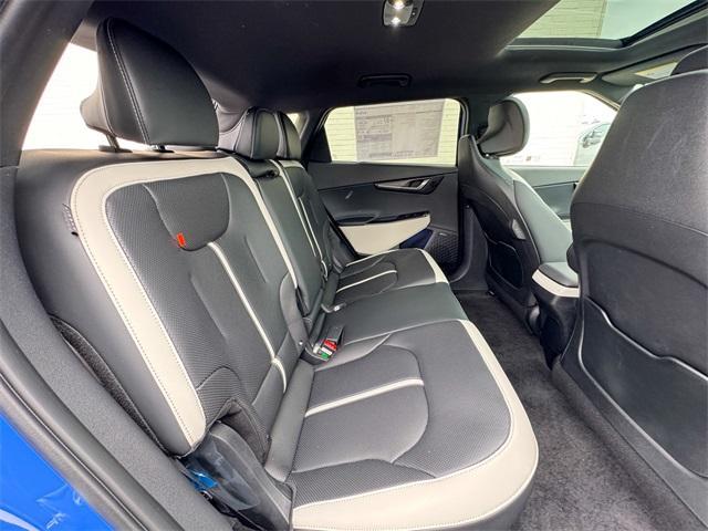 new 2025 Kia EV6 car, priced at $58,370