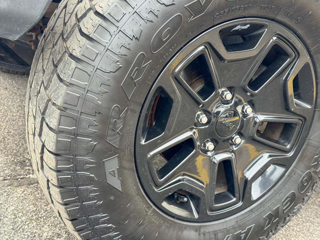 used 2017 Jeep Wrangler Unlimited car, priced at $21,867