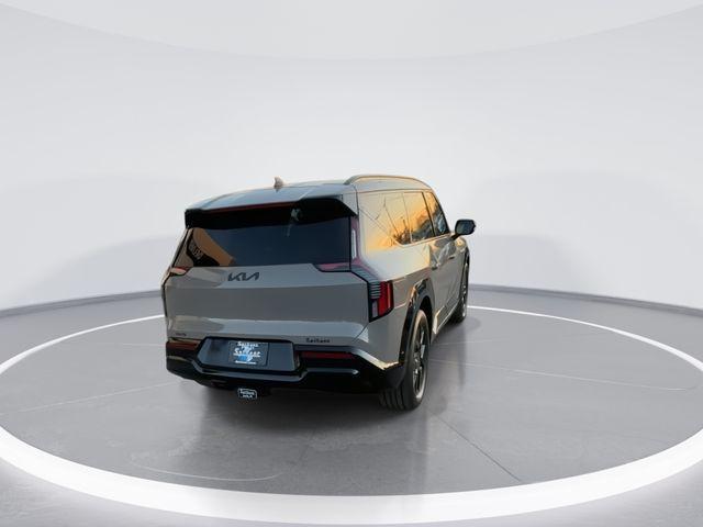 new 2026 Kia EV9 car, priced at $61,748