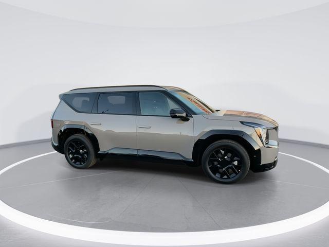 new 2026 Kia EV9 car, priced at $61,748