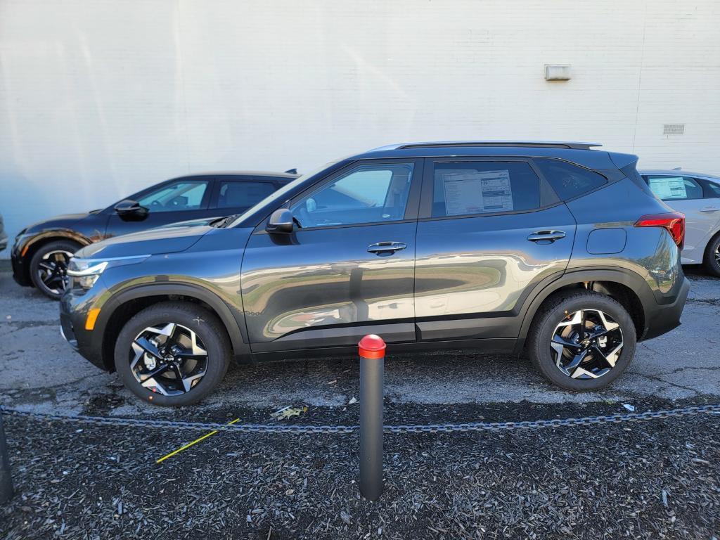 new 2026 Kia Seltos car, priced at $27,458