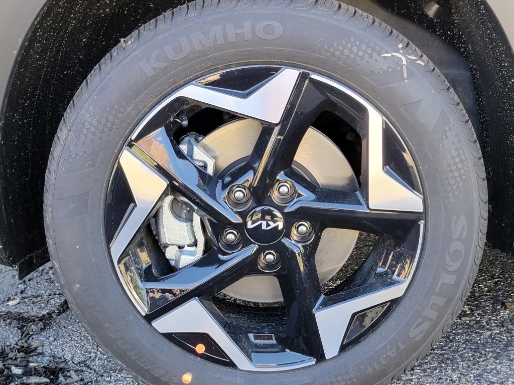 new 2026 Kia Seltos car, priced at $27,458