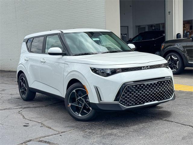 new 2025 Kia Soul car, priced at $25,400