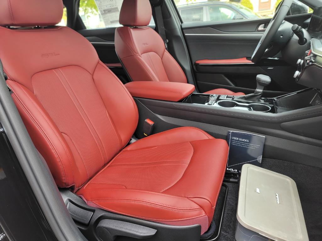 new 2026 Kia K5 car, priced at $30,561