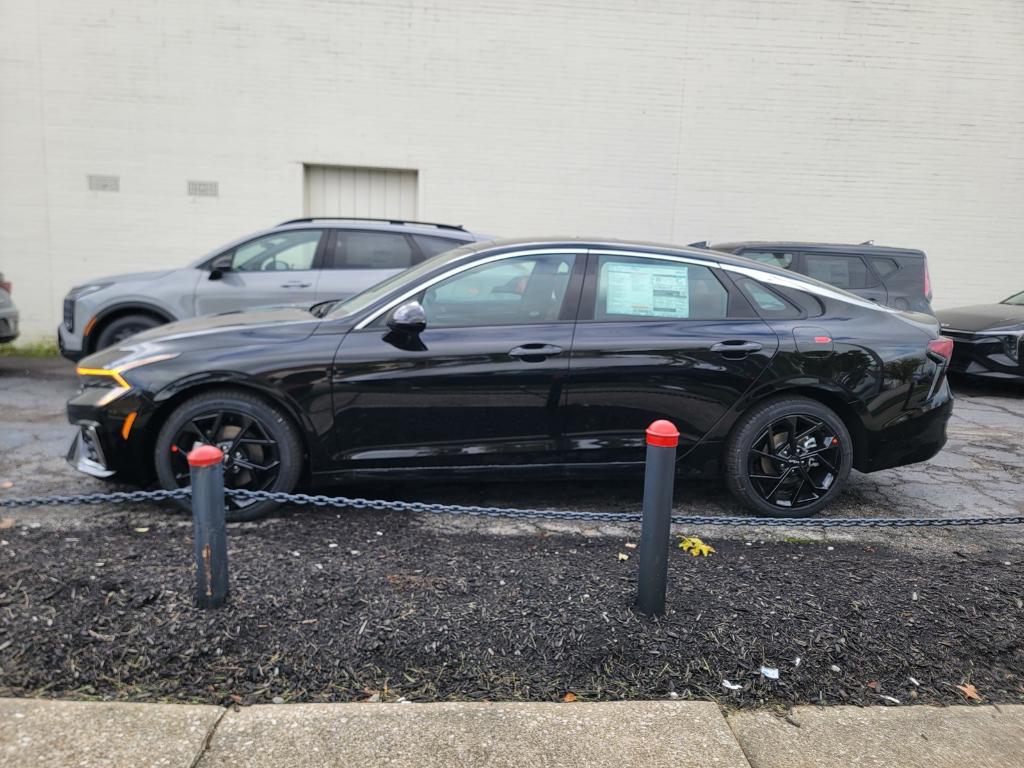 new 2026 Kia K5 car, priced at $30,561