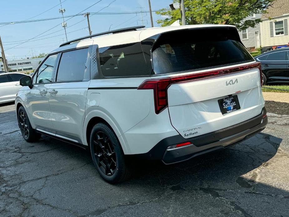 new 2025 Kia Carnival car, priced at $47,228