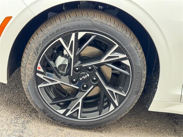 new 2025 Kia K5 car, priced at $32,261