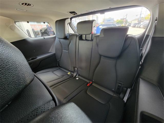 new 2026 Kia Carnival car, priced at $50,734