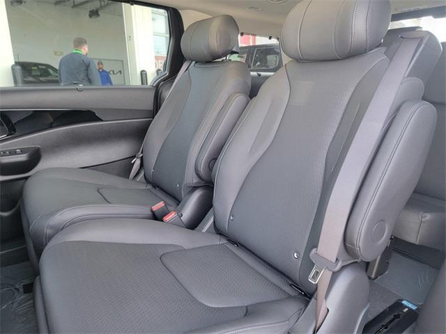 new 2026 Kia Carnival car, priced at $50,734
